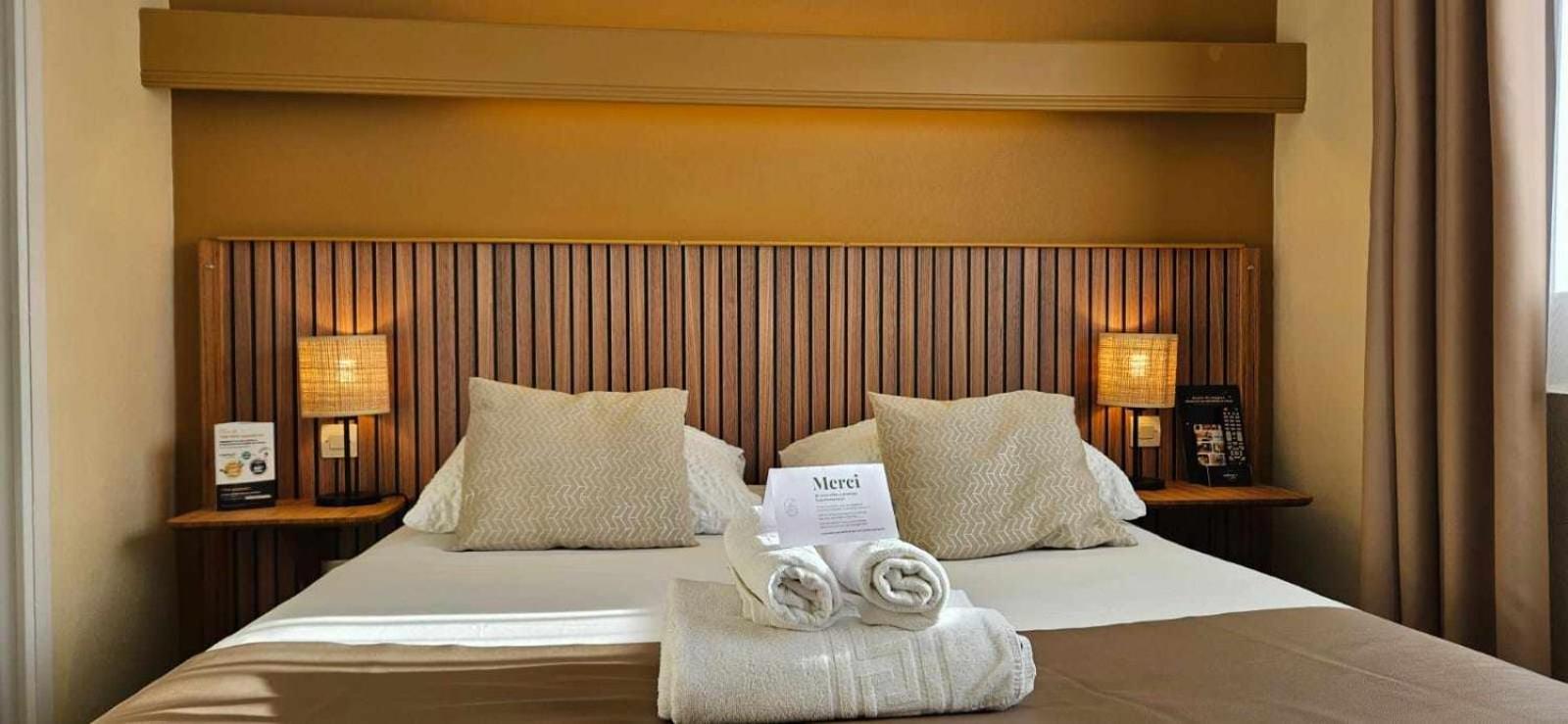 Hotel Bar Saint Christophe Ле-Тийёль Экстерьер фото
